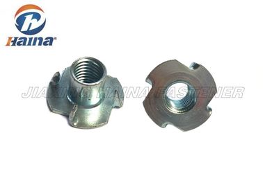 Ocynkowane łączniki niestandardowe Haina z łbem kwadratowym Gr 4.8 Tee Nut / T Nut With 4 Prong